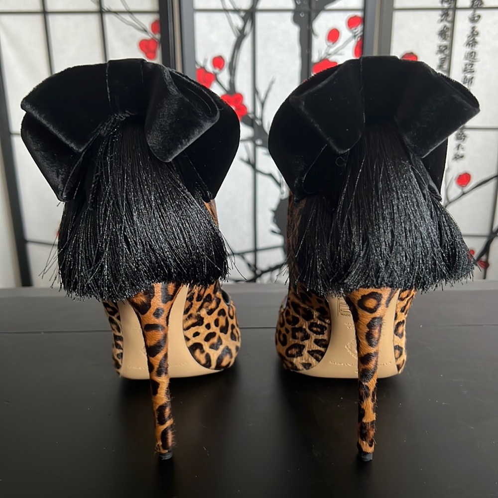 Aleksander Siradekian pony hair leopard heels with bow & tassels rare! 40